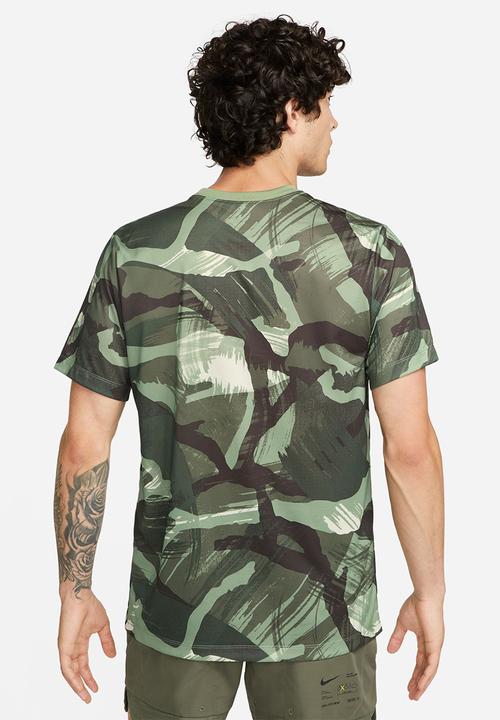 Nike - Dri-Fit all over printed camo tee- green