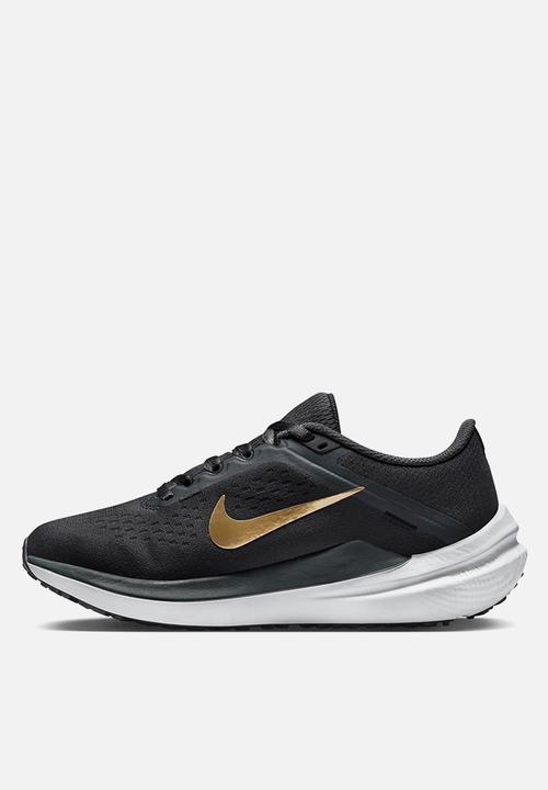 Nike - Winflo 10