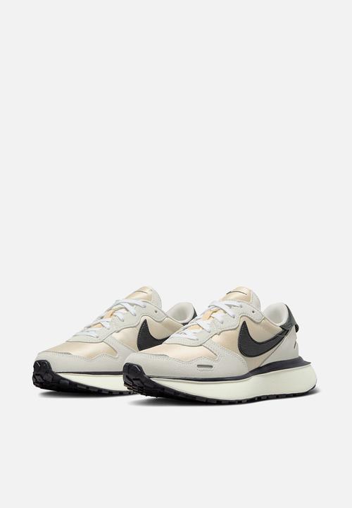 Nike - Phoenix Waffle