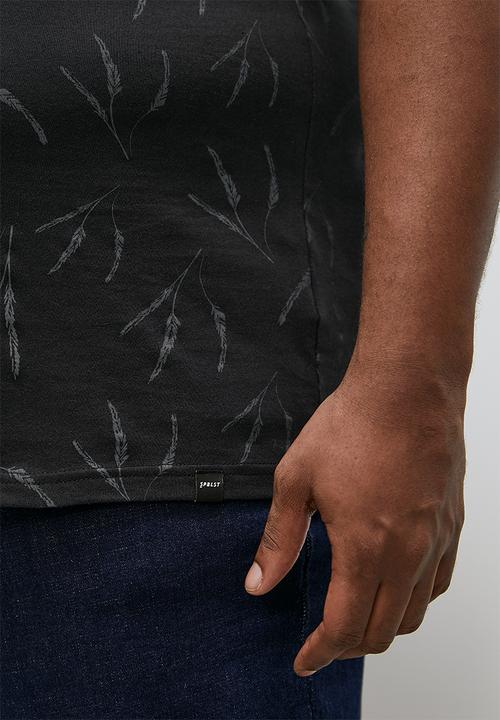 Superbalist - Feather print plus aop print tees - black