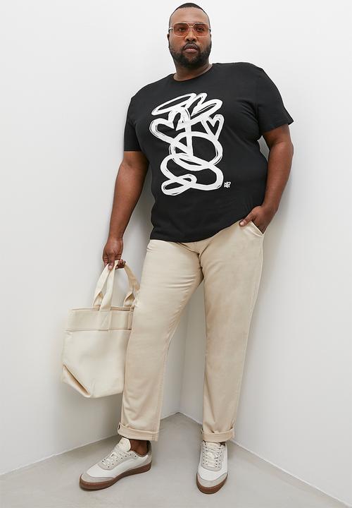 Superbalist - Heart circle plus graphic tee - black