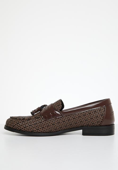 PC -  Formal slip on bow - choc horse 
