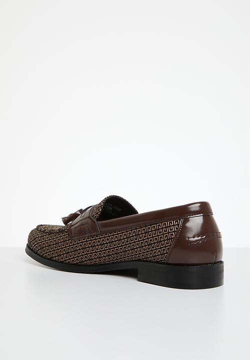 PC -  Formal slip on bow - choc horse 
