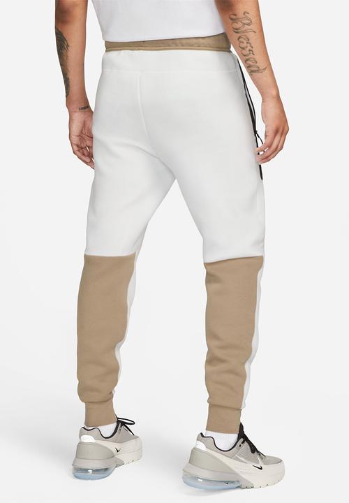 Nike - Nike tech fleece jogger - summit white 