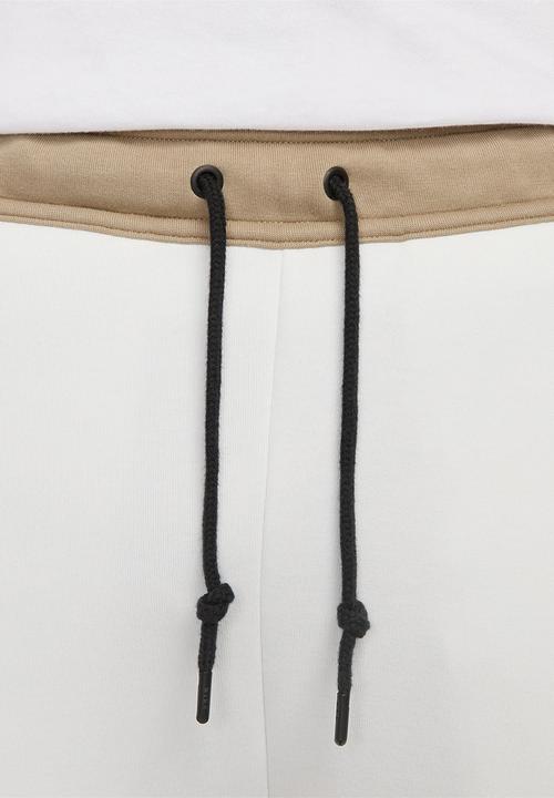 Nike - Nike tech fleece jogger - summit white 