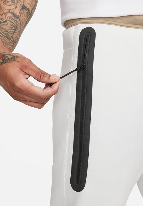 Nike - Nike tech fleece jogger - summit white 