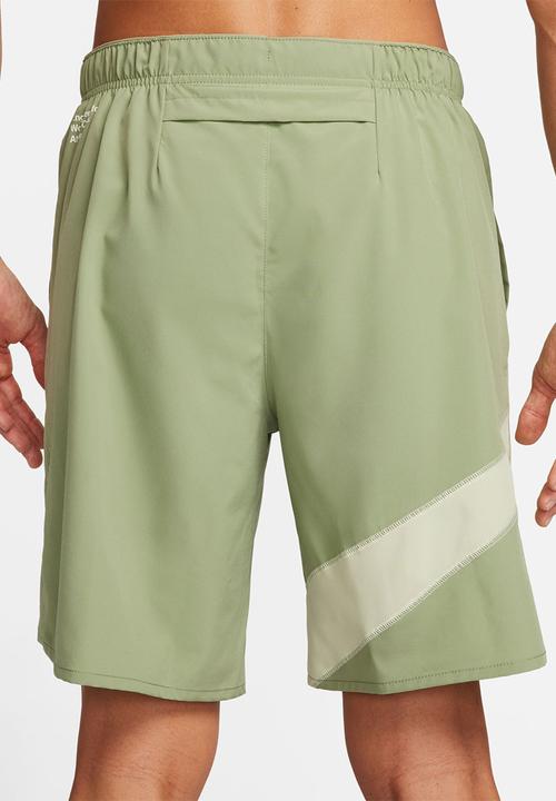 Nike - Nike dr-fit challenger shorts - oil green 