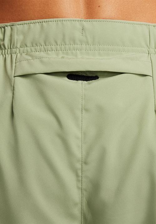 Nike - Nike dr-fit challenger shorts - oil green 