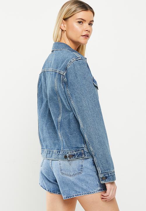 Levi’s® - Ex-boyfriend trucker za head above water - med indigo