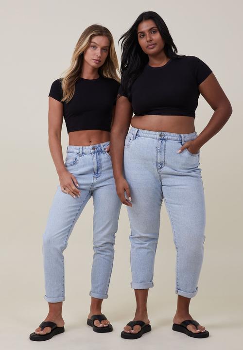 Cotton On - Plus stretch mom jean - palm blue