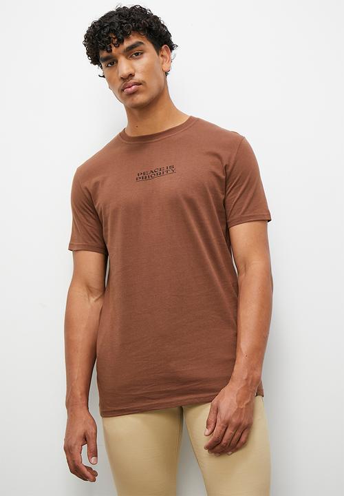 STYLE REPUBLIC - Face sketch print graphic tee - brown