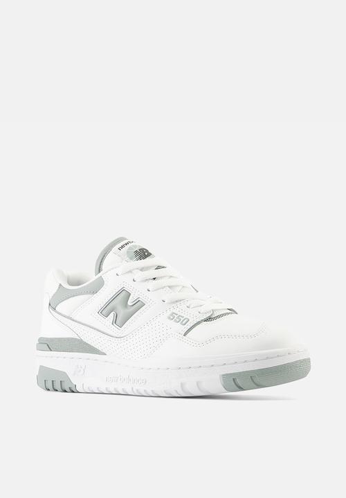 New Balance  - BB550