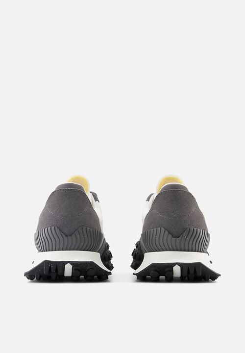New Balance  - XC-72 