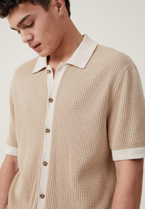 Cotton On - Pablo short sleeve shirt - stone border 