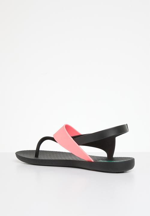 Ipanema - GIL26844 - black & pink