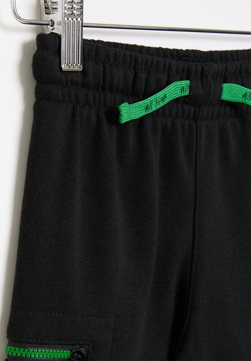 Converse - Cnvb zipper pocket short - black converse green