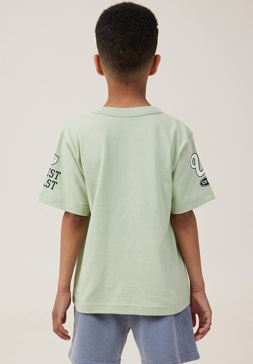 Cotton On - Jonny short sleeve print tee - gumnut green/west coast 98