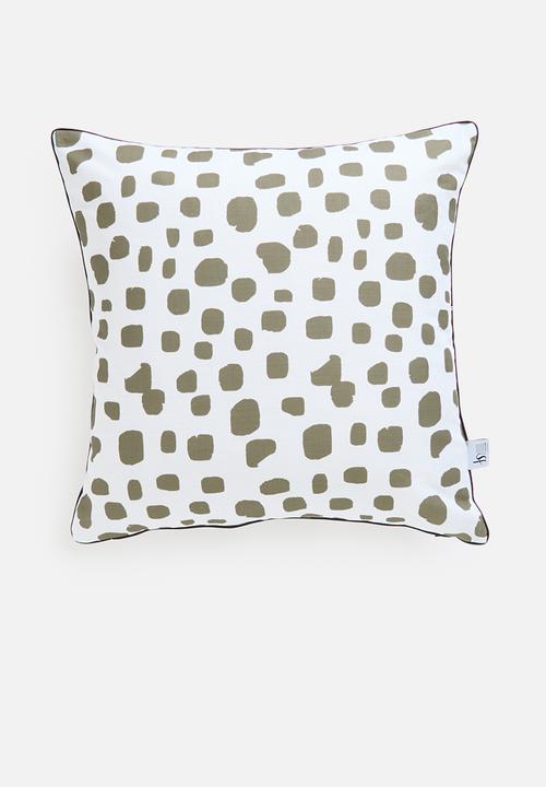 Sixth Floor - Raya cushion cover - olive