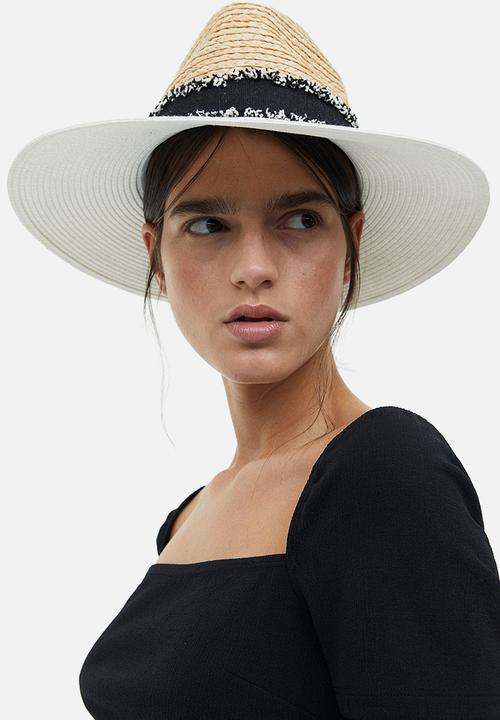 H&M - Straw hat - light beige block-coloured