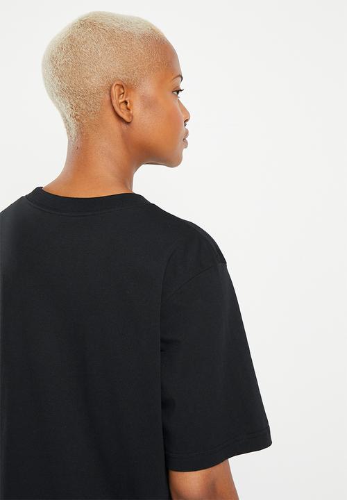 Nike - W nsw tee oc3 short sleeve bf - black
