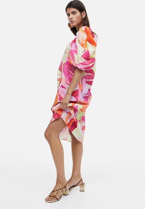 H&M - Puff-sleeved dress - pink leaf-patterned