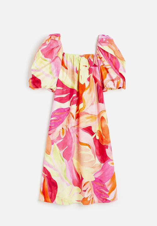 H&M - Puff-sleeved dress - pink leaf-patterned