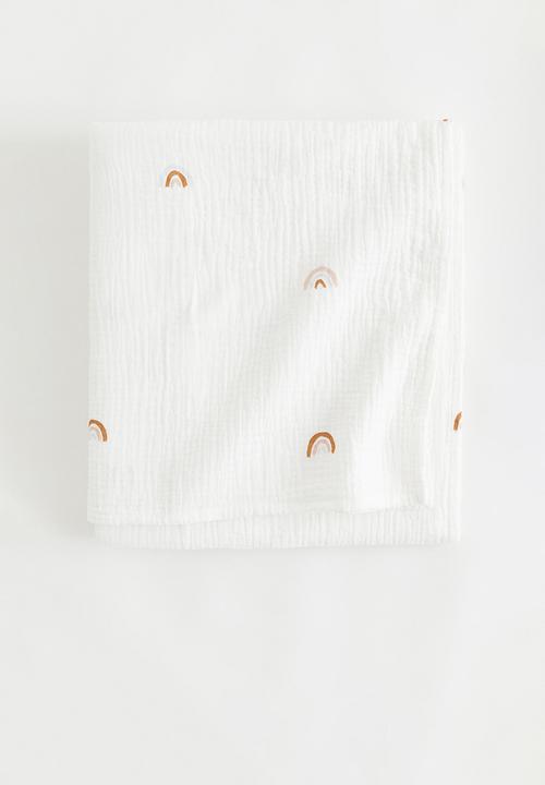H&M - Printed muslin blanket - white rainbows