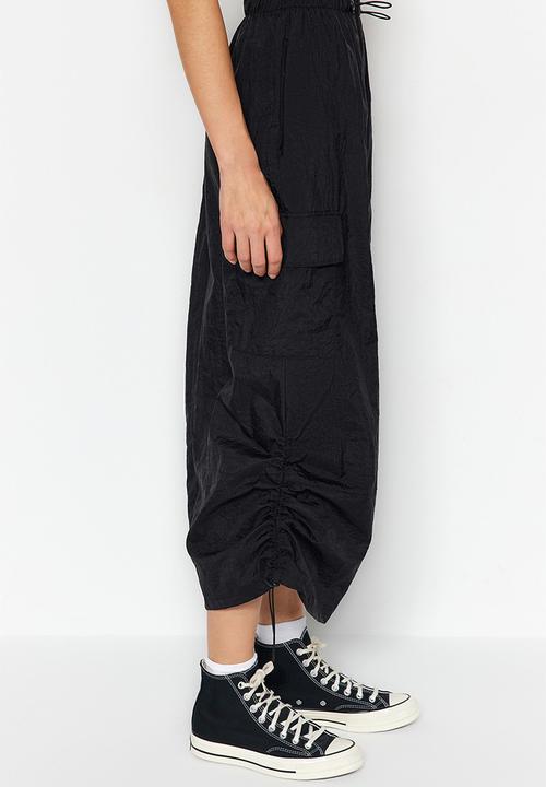 Trendyol - Parachute skirt - black