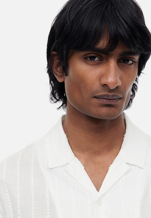 H&M - Regular fit textured-weave resort shirt - white