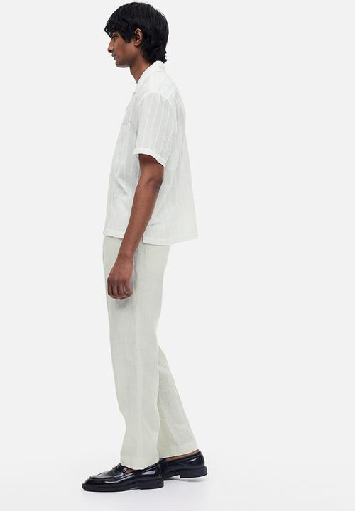 H&M - Regular fit textured-weave resort shirt - white