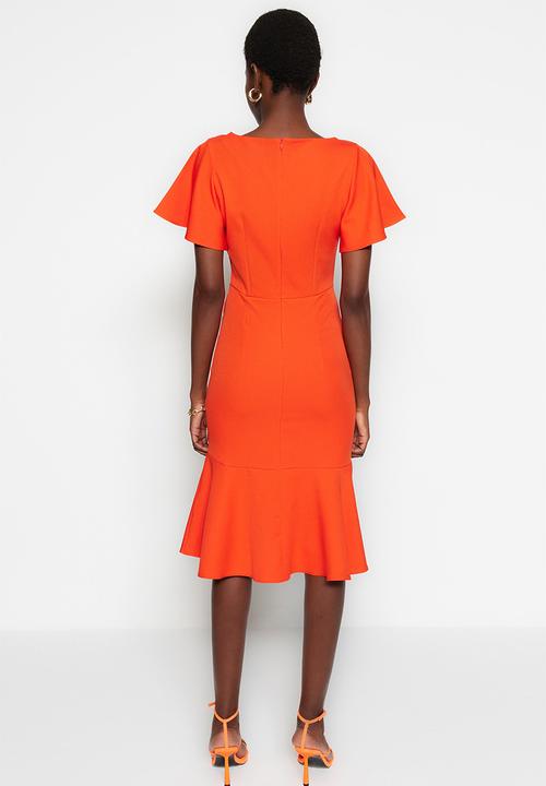 Trendyol - Bell sleeve bodycon midi dress - red