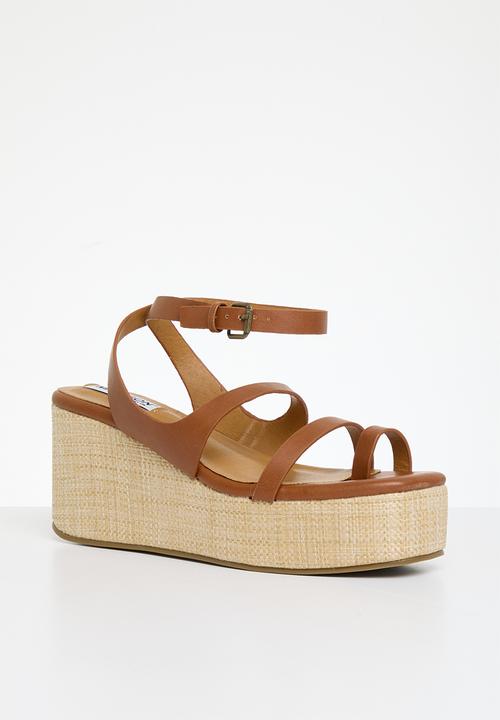 Madison® - Cara wedge plaform sandal - tan