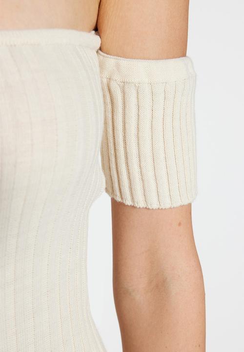 Trendyol - Carmen midi dress - beige