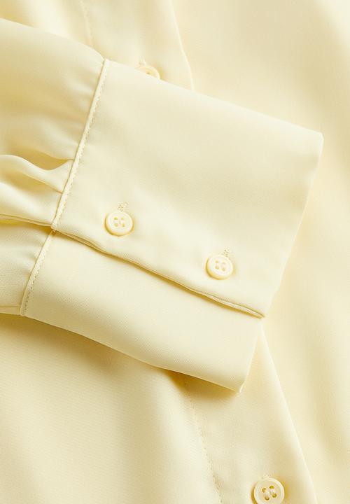 H&M - Pointed collar shirt - light yellow