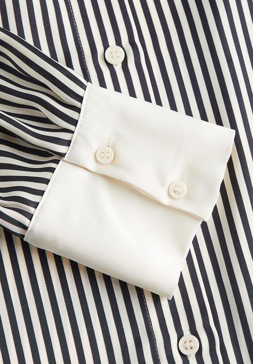 H&M - Pointed collar shirt - dark grey striped