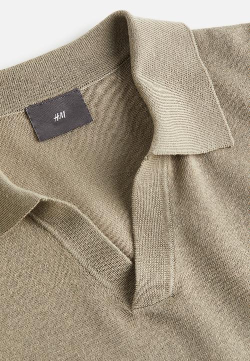 H&M - Regular fit linen-blend polo shirt - light khaki green 