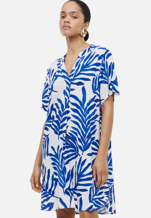 H&M - V-neck tunic - white/blue patterned