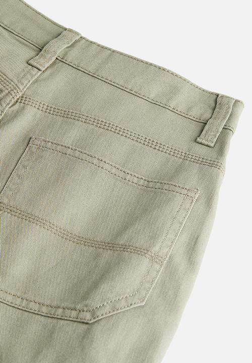 H&M - High-waisted cargo shorts - light khaki green