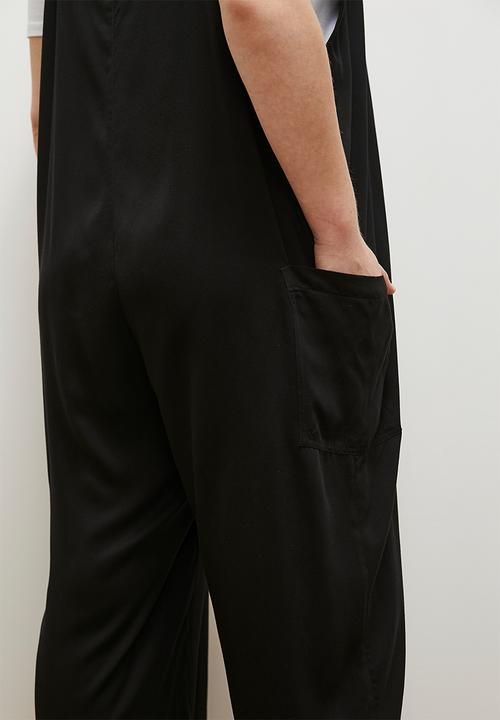 edit - Twill relaxed tapered dungaree - black