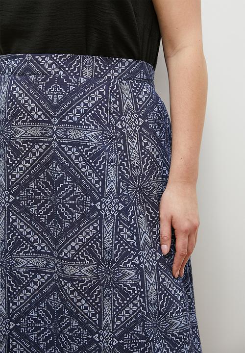 edit - Maxi skirt with slit - indigo boho craft