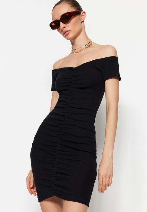 Trendyol - Off shoulder ruched mini dress - black