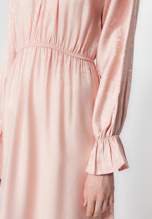 Trendyol - Modest long sleeve maxi skater dress - pink