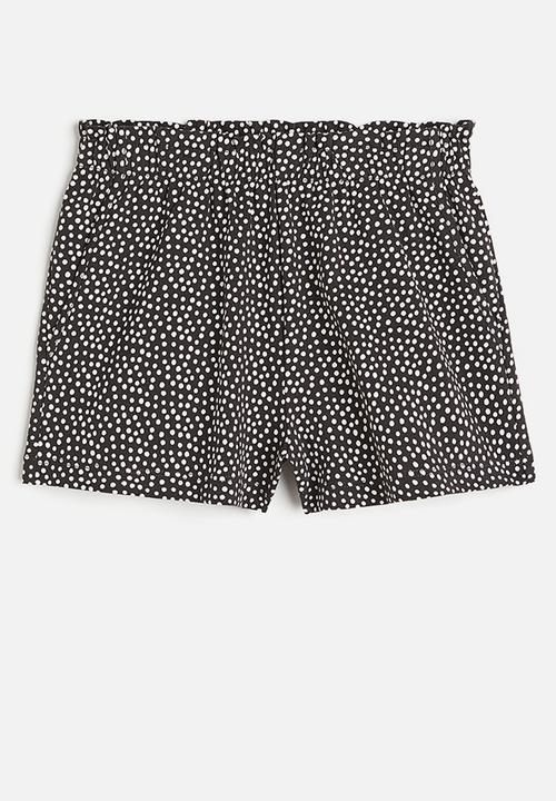 H&M - Patterned paper bag shorts - black