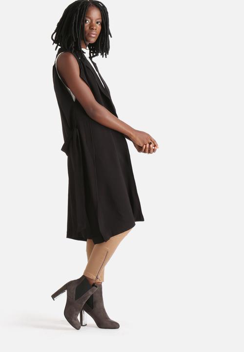 Vero Moda - Glow Slit Sleeveless Blazer 