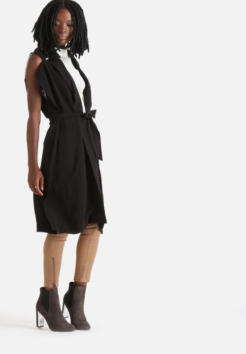 Vero Moda - Glow Slit Sleeveless Blazer 