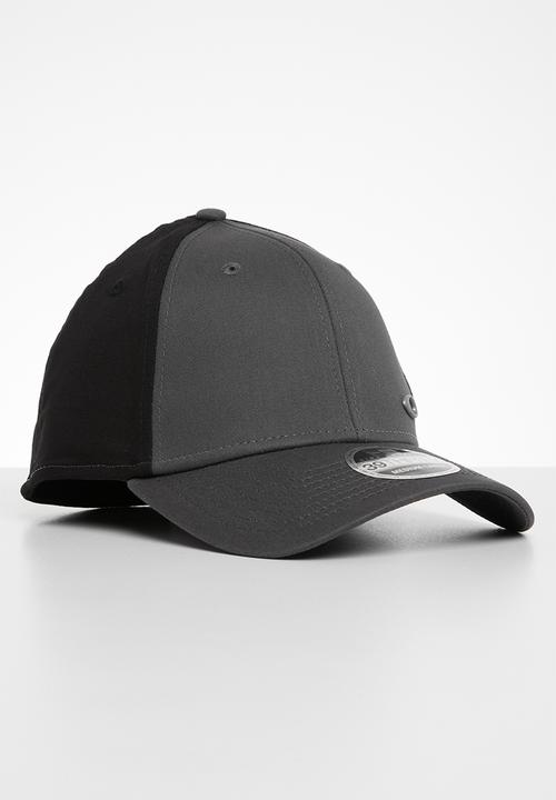 Oakley - Tinfoil cap - grigio scuro