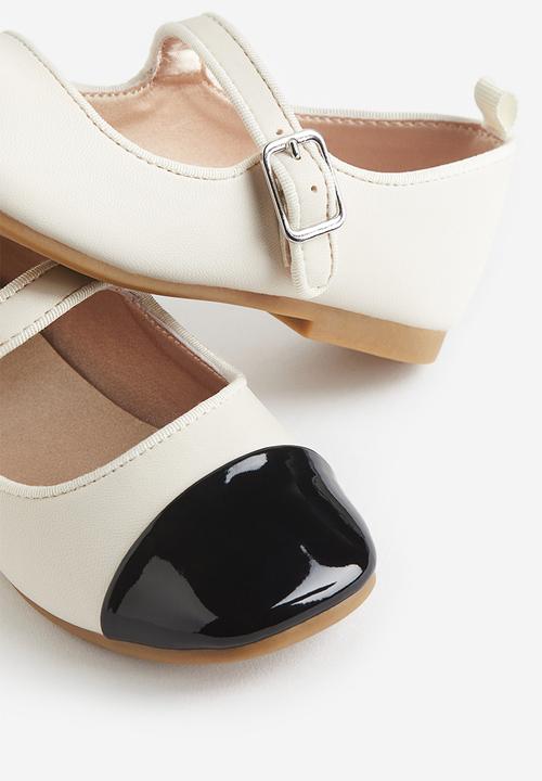 H&M - Ballet pumps - white & black
