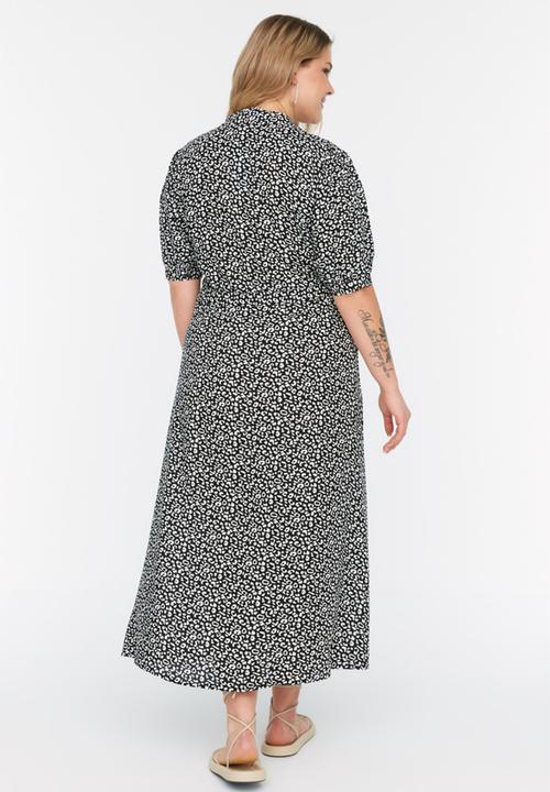 Trendyol - Curve floral shirt midi dress - multi