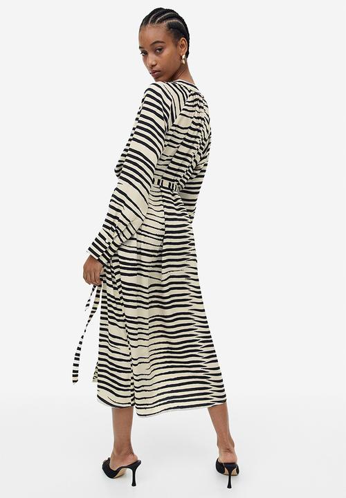 H&M - Tie-belt dress - cream zebra-print