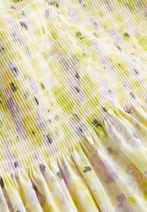 H&M - Smocked cotton dress - light yellow floral 